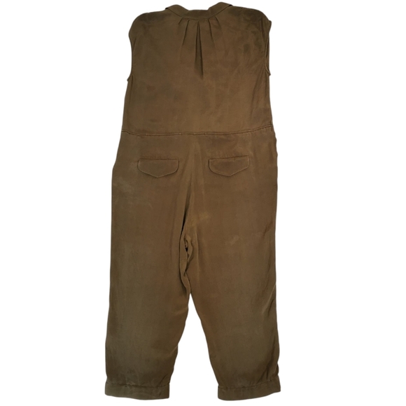 Alice + Olivia Silk Olive Green Surplice V-Neck Collared Capri Jumpsuit - Sz M - Picture 3 of 6